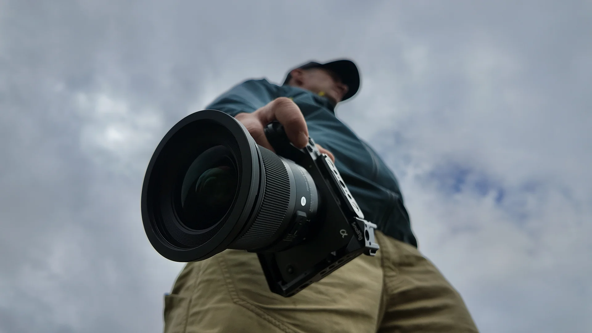 Cinematic videography and 4K filming by MUVE® studio, visualising outdoor sports performance and technical gear.